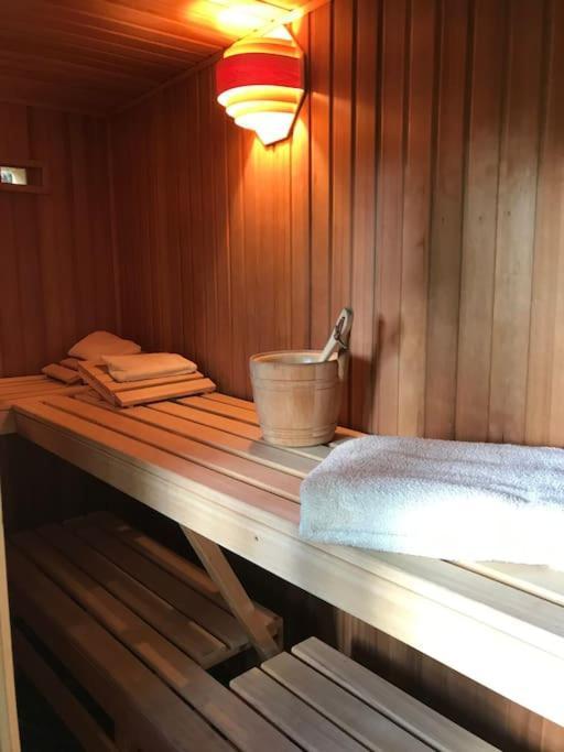 Unser Studio-Apartment "Wohlfuehloase" Oranienburg Luaran gambar