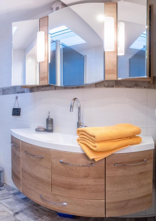 Unser Studio-Apartment "Wohlfuehloase" Oranienburg Luaran gambar