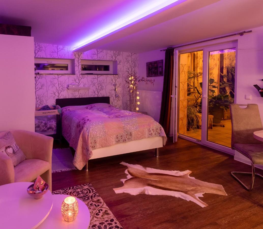 Unser Studio-Apartment "Wohlfuehloase" Oranienburg Luaran gambar